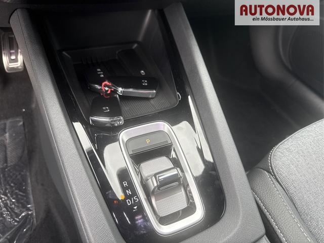 Skoda Octavia Combi SPORTLINE 1.5 eTSI DSG AHK PANO MATRIX KEYLESS SHZ RFK 