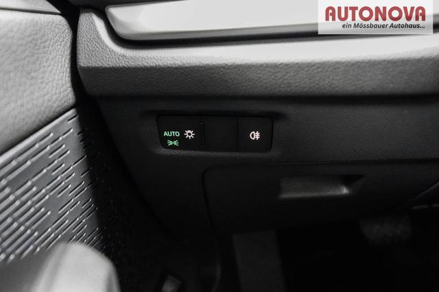 Skoda Octavia Combi Kombi 1,5 eTSI DSG mhev Selection -LAG. 