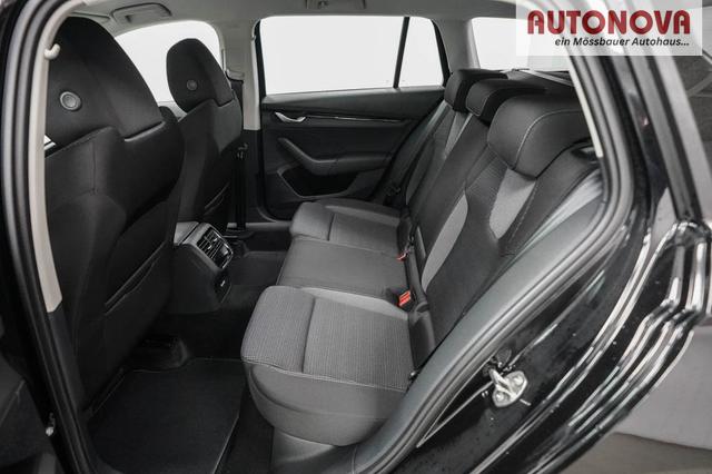 Skoda Octavia Combi Kombi 1,5 eTSI DSG mhev Selection -LAG. 