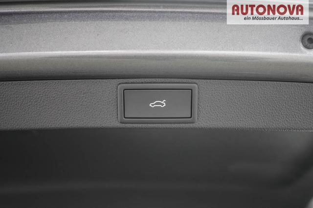 Skoda Octavia Combi Kombi 1,5 eTSI DSG mhev Selection -LAG. 