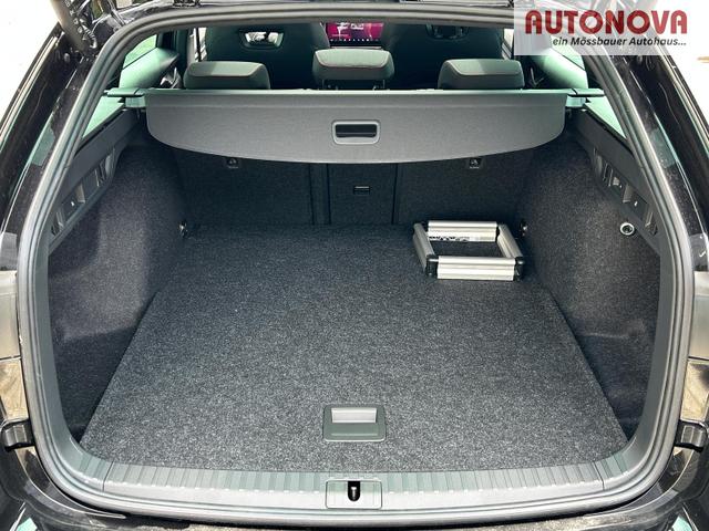 Skoda Octavia Combi RS Kombi 2.0 TSI DSG 265 PS AHK*Panorama*DCC*Android Auto*Navi*SHZ*360&deg;*E-Heck 