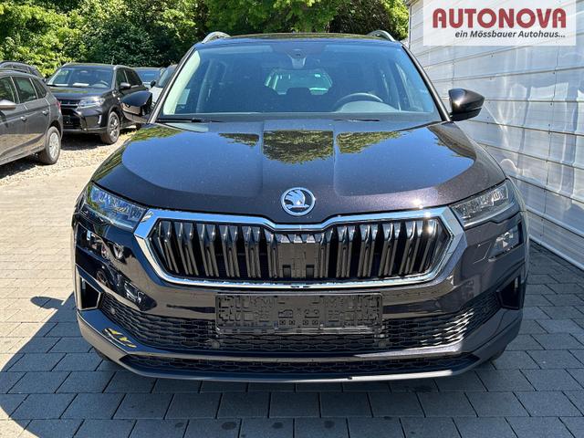 Skoda Karoq Extra 1.5 TSI DSG AHK*Android Auto*SHZ*ACC*Keyless*Kamera*17" LM* 2Z Klimaauto*SUNSET 