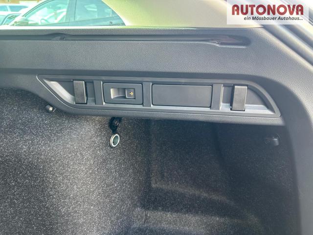 Skoda Octavia Combi Selection Kombi 1.5 TSI DSG AHK*Android Auto*ACC*SHZ*E-Heck*Keyless*Kamera*2Z Klimaauto 