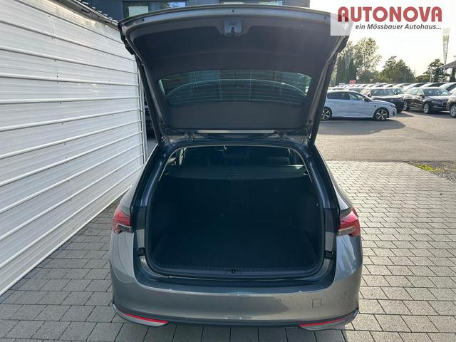 Skoda Octavia Combi Selection Kombi 1.5 TSI DSG AHK*Android Auto*ACC*SHZ*E-Heck*Keyless*Kamera*2Z Klimaauto 