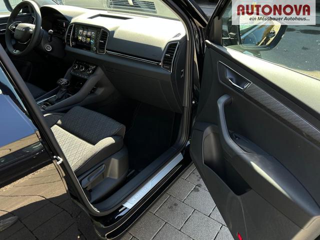 Skoda Karoq Extra 2.0 TDI DSG AHK*Android Auto*SHZ*ACC*Keyless*Kamera*17" LM* 2Z Klimaauto*SUNSET 