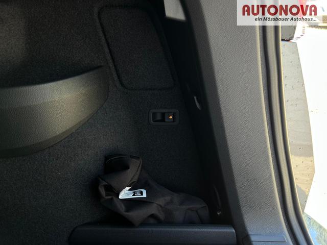 Skoda Karoq Extra Plus 2.0 TDI DSG 4x4 AHK*Android Auto*Matrix*E-Heck*SHZ*ACC*Keyless*Kamera*17" LM* 2Z Klimaauto*SUNSET 