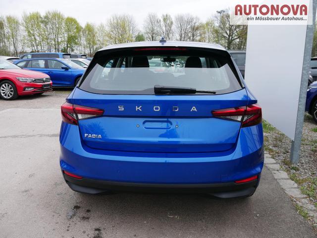 Skoda Fabia Selection 1.0 TSI DSG*NAVI-&Uuml;BER-SMARTLINK*LED*PDC-HI*SHZ*DAB*KLIMA 