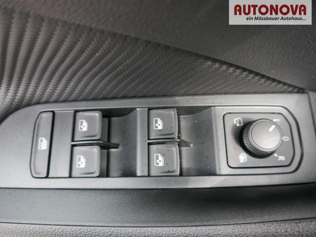 Skoda Kamiq Monte Carlo 1,5 TSI DSG*AHK-SCHWENKBAR*PDC-HINTEN*KAMERA*SHZ*KESSY*LENKRADHEIZUNG* 