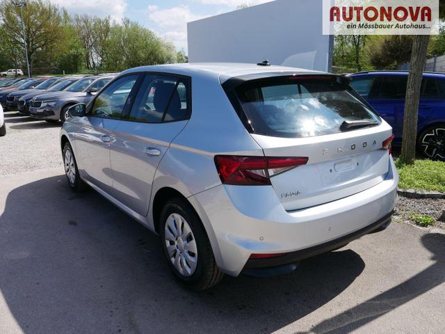 Skoda Fabia Selection 1.0 TSI DSG*NAVI-&Uuml;BER-SMARTLINK*LED*PDC-HI*SHZ*DAB*KLIMA 