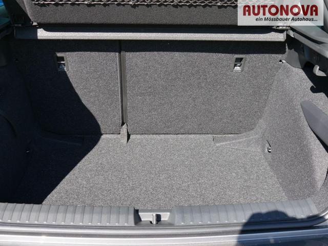 Skoda Kamiq Monte Carlo 1,5 TSI DSG *AHK-SCHWENKBAR*PDC-HINTEN*KAMERA*SHZ*KESSY*LENKRADHEIZUNG* 