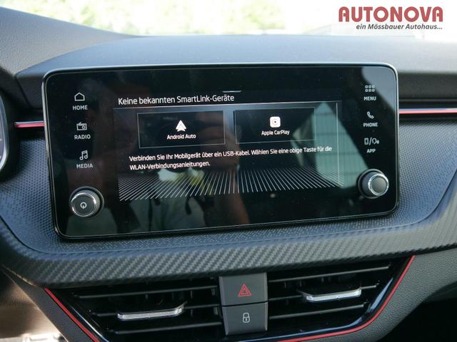 Skoda Kamiq Monte Carlo 1,5 TSI DSG *AHK-SCHWENKBAR*PDC-HINTEN*KAMERA*SHZ*KESSY*LENKRADHEIZUNG* 