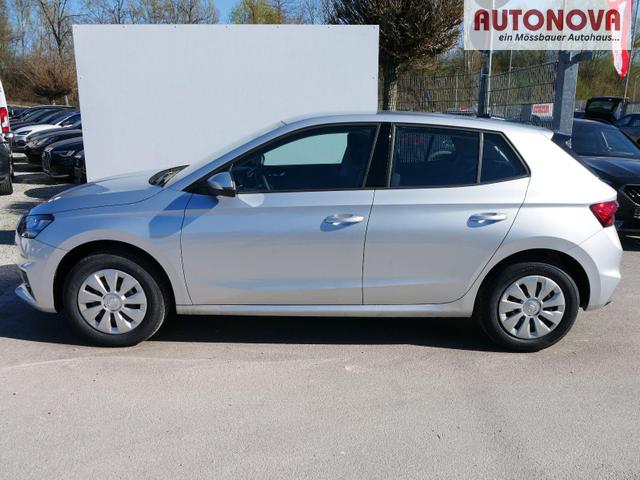 Skoda Fabia Selection 1.0 TSI *LED*PDC-HI*SMARTLINK*SHZ*BLUETOOTH*FRONT-ASSIST 