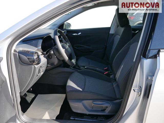 Skoda Fabia Selection 1.0 TSI *LED*PDC-HI*SMARTLINK*SHZ*BLUETOOTH*FRONT-ASSIST 