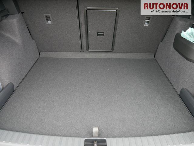 Skoda Karoq Selection 2.0 TDI DSG 4x4 4x4*AHK*TEMPOMAT*SMARTLINK*KLIMAAUTOMATIK*SHZ*LED 