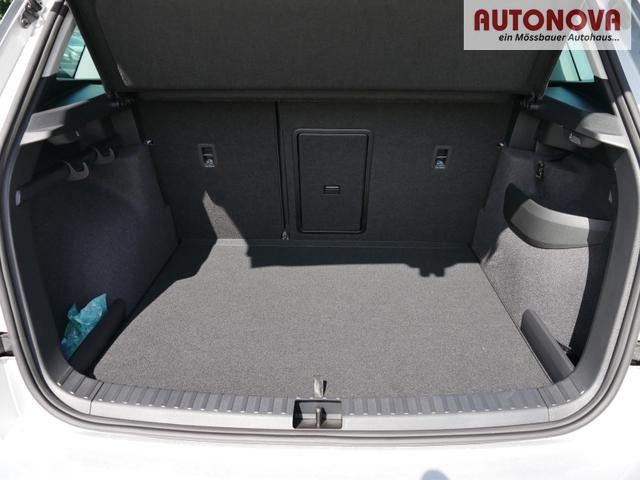 Skoda Karoq Selection 2.0 TDI DSG 4x4*AHK*PDC-HI*LED*SHZ*SMARTLINK*TEMPOMAT 