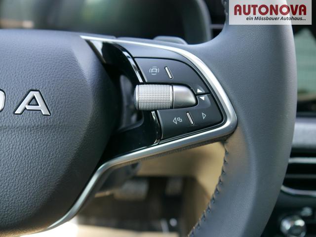 Skoda Kamiq Selection 1.0 TSI DSG*AHK-SCHWENKBAR*TEMPOMAT*PDC-HINTEN*KEYLESS-GO*SHZ* 