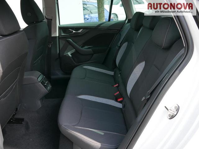 Skoda Kamiq Selection 1.0 TSI DSG*AHK-SCHWENKBAR*TEMPOMAT*PDC-HINTEN*KEYLESS-GO*SHZ* 