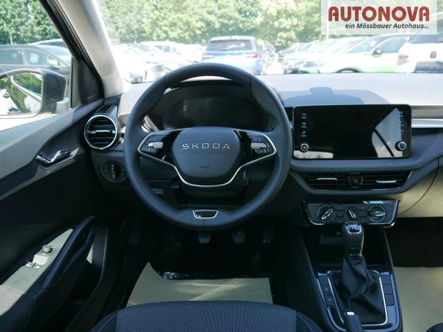 Skoda Fabia Selection 1.0 TSI *NAVI-&Uuml;BER-SMARTLINK*PDC-HI*LED*SHZ*KLIMA*RADIO 