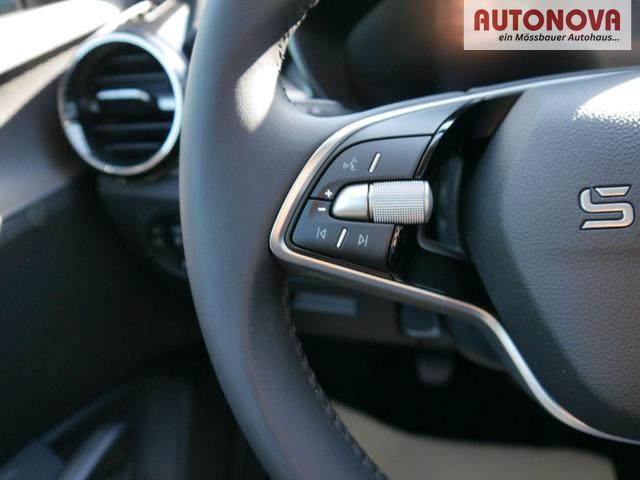 Skoda Fabia Selection 1.0 TSI *LED*PDC-HI*SMARTLINK*SHZ*BLUETOOTH*FRONT-ASSIST 