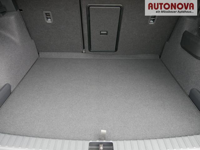 Skoda Karoq Sportline 2.0 TSI 4x4 DSG DSG*ACC*AHK-SCHWENKBAR*PDC-HINTEN*KESSY*LENKRADHEIZUNG* 