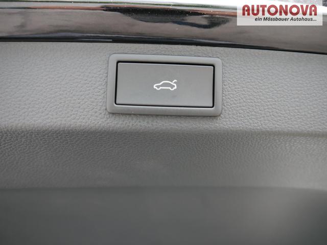 Skoda Karoq Sportline 2.0 TSI 4x4 DSG DSG*ACC*AHK-SCHWENKBAR*PDC-HINTEN*KESSY*LENKRADHEIZUNG* 