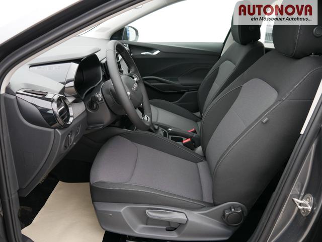 Skoda Fabia Selection 1.0 TSI DSG*NAVI-&Uuml;BER-SMARTLINK*LED*PDC-HI*SHZ*DAB*KLIMA 