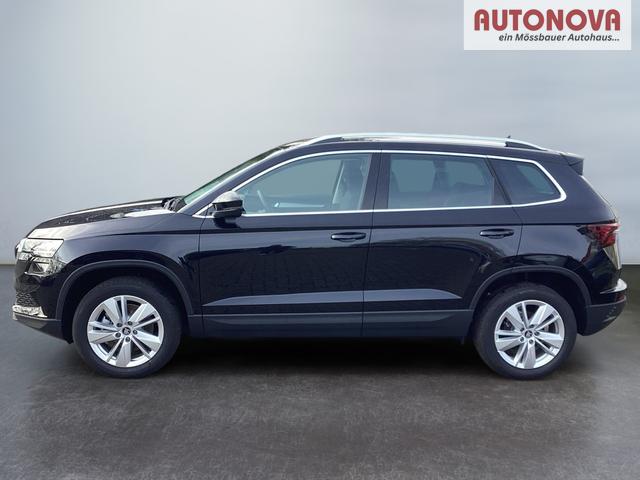 Skoda / Karoq / Schwarz / / / 