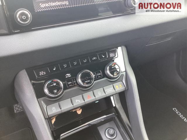 Skoda / Karoq / Schwarz / / / 