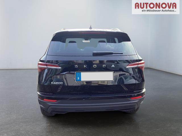Skoda / Karoq / Schwarz / / / 
