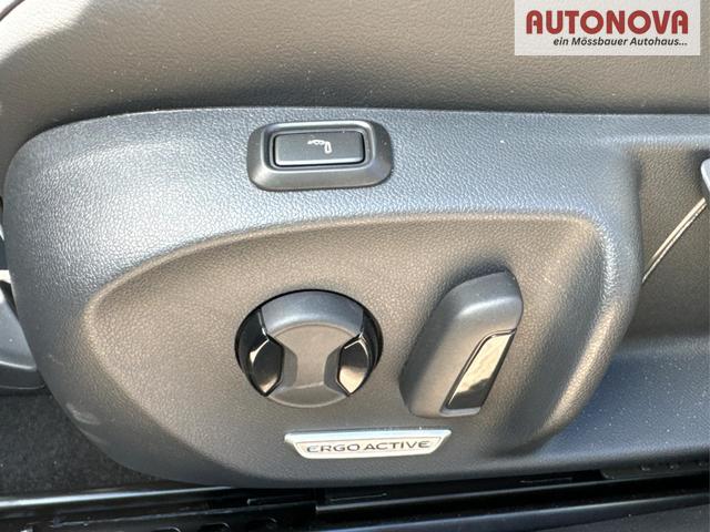 Volkswagen / Passat Variant / Schwarz / / / DSG+AHK+NAVI+MATRIX+MASSAGE+ACC+KAMERA