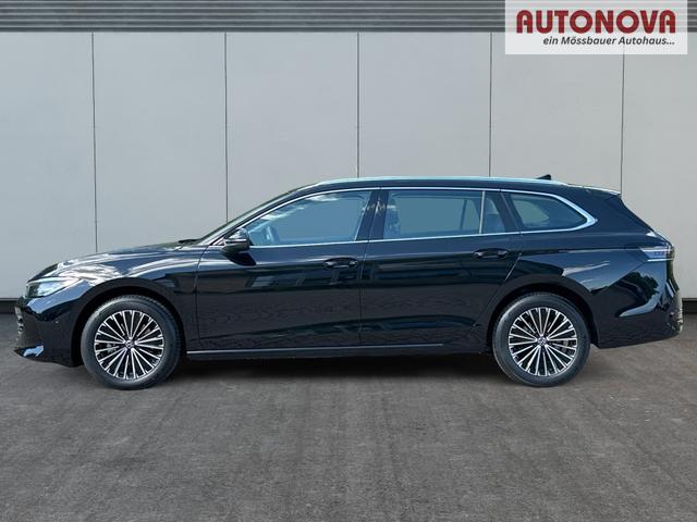 Volkswagen / Passat Variant / Schwarz / / / DSG+AHK+NAVI+MATRIX+MASSAGE+ACC+KAMERA