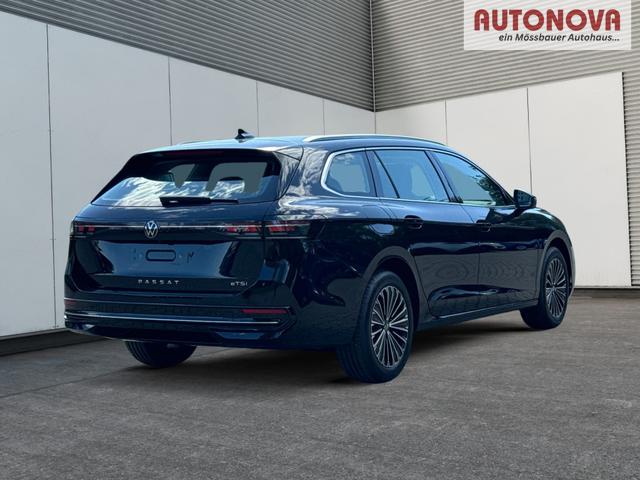 Volkswagen / Passat Variant / Schwarz / / / DSG+AHK+NAVI+MATRIX+MASSAGE+ACC+KAMERA