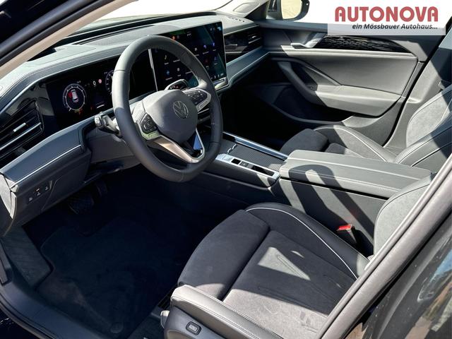 Volkswagen / Passat Variant / Schwarz / / / DSG+AHK+NAVI+MATRIX+MASSAGE+ACC+KAMERA