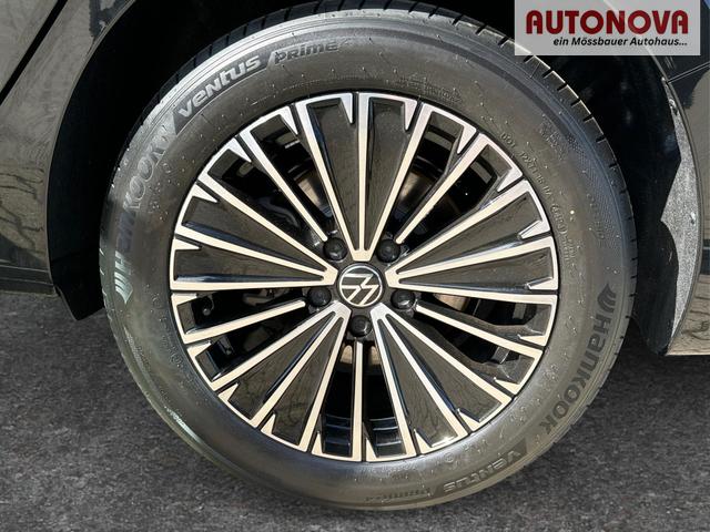 Volkswagen / Passat Variant / Schwarz / / / DSG+AHK+NAVI+MATRIX+MASSAGE+ACC+KAMERA