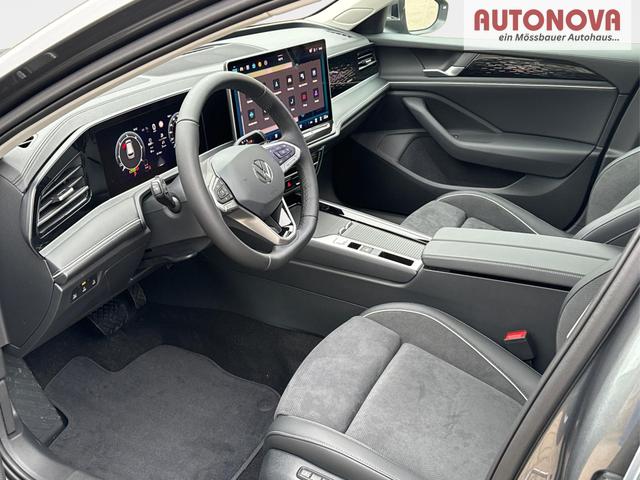 Volkswagen / Passat Variant / Grau / / / DSG+PANO+NAVI+MATRIX+360 KAM+MASSAGE+ACC+18 LM