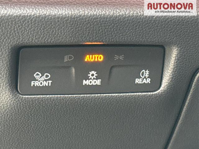 Volkswagen / Passat Variant / Grau / / / DSG+PANO+NAVI+MATRIX+360 KAM+MASSAGE+ACC+18 LM