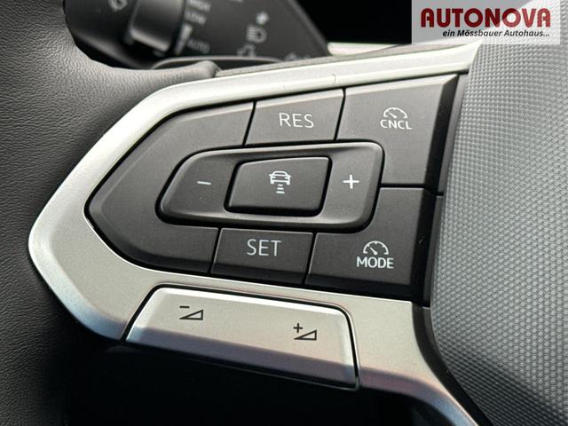 Volkswagen / Passat Variant / Grau / / / DSG+PANO+NAVI+MATRIX+360 KAM+MASSAGE+ACC+18 LM