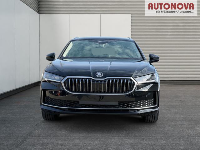 Skoda / Superb Combi / / / / DSG+AHK+NAVI+EL. HECKKL.+SHZ V+H+KAMERA+LED, Beispielbilder, ggf. teilweise mit Sonderausstattung