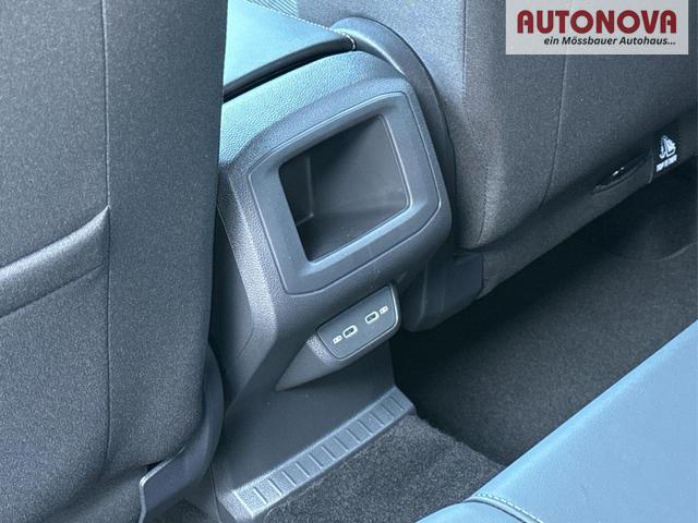 Volkswagen / T-Cross / / / / NAVI+SHZ+MATRIX+ACC+KAMERA+18'' ALU, Beispielbilder, ggf. teilweise mit Sonderausstattung