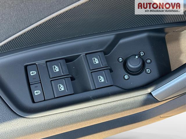 Audi / A3 Sportback / Schwarz / / / ACC+KAMERA+SHZ+LED+16LM+APP, Beispielbilder, ggf. teilweise mit Sonderausstattung