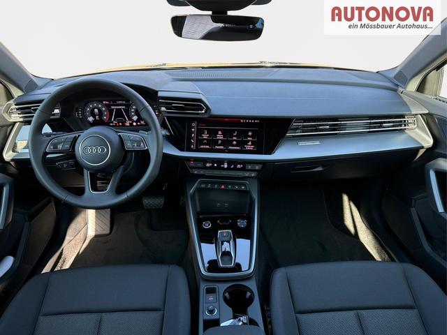 Audi / A3 Sportback / Grau / / / ACC+KAMERA+SHZ+LED+16LM+APP