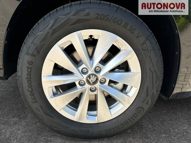 Skoda / Kamiq / Schwarz / / / SHZ+KAMERA+SMARTLINK+PDC+LED+16 ALU, Beispielbilder, ggf. teilweise mit Sonderausstattung