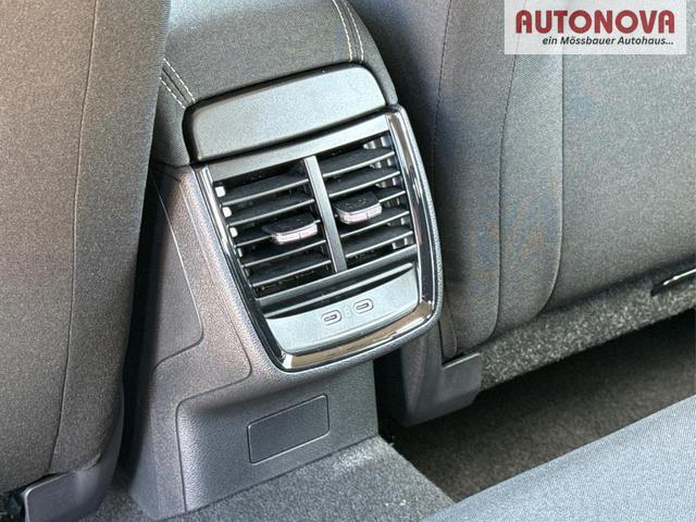 Skoda / Kamiq / Schwarz / / / SHZ+KAMERA+SMARTLINK+PDC+LED+16 ALU, Beispielbilder, ggf. teilweise mit Sonderausstattung