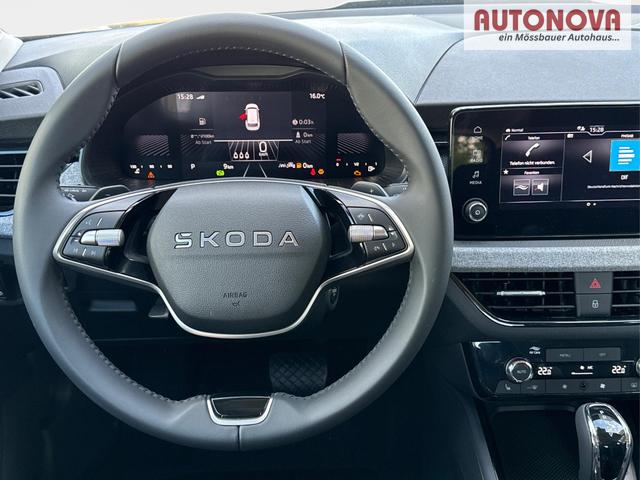 Skoda / Kamiq / Silber / / / SHZ+KAMERA+SMARTLINK+PDC+LED+16 ALU