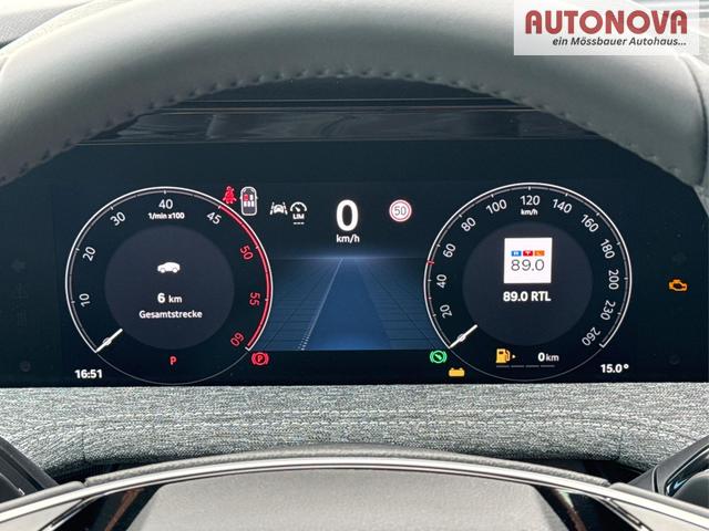 Skoda / Superb Combi / / / / DSG+NAVI+AHK+EL.HECKKL.+KESSY+SHZ, Beispielbilder, ggf. teilweise mit Sonderausstattung