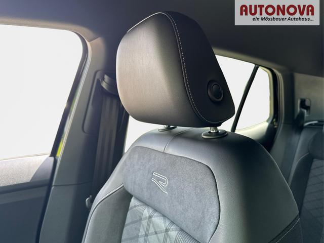 Volkswagen / T-Cross / / / / AHK+NAVI+MATRIX+SHZ+ACC+KAMERA+18'' ALU, Beispielbilder, ggf. teilweise mit Sonderausstattung
