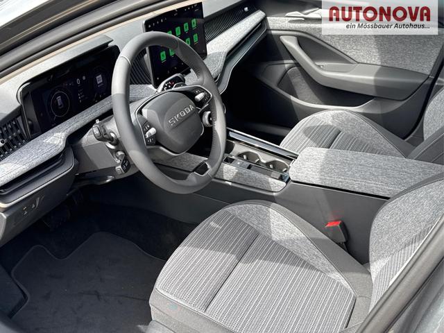 Skoda / Superb Combi / / / / DSG+ NAVI+AHK+EL. HECKKL.+KESSY+SHZ V+H, Beispielbilder, ggf. teilweise mit Sonderausstattung