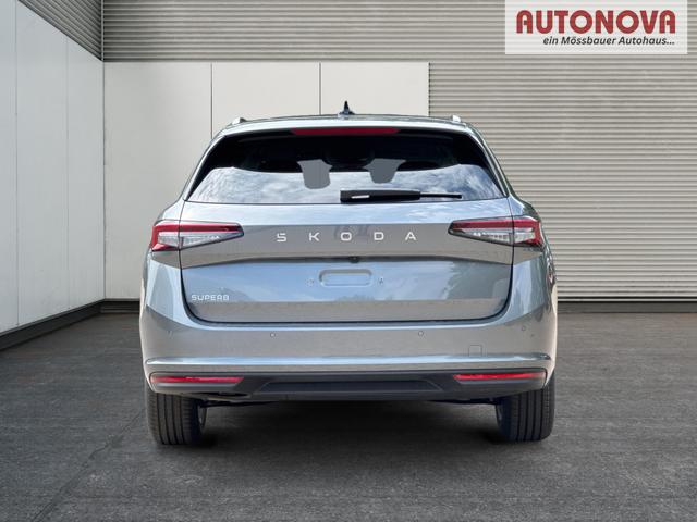 Skoda / Superb Combi / / / / DSG+ NAVI+AHK+EL. HECKKL.+KESSY+SHZ V+H, Beispielbilder, ggf. teilweise mit Sonderausstattung