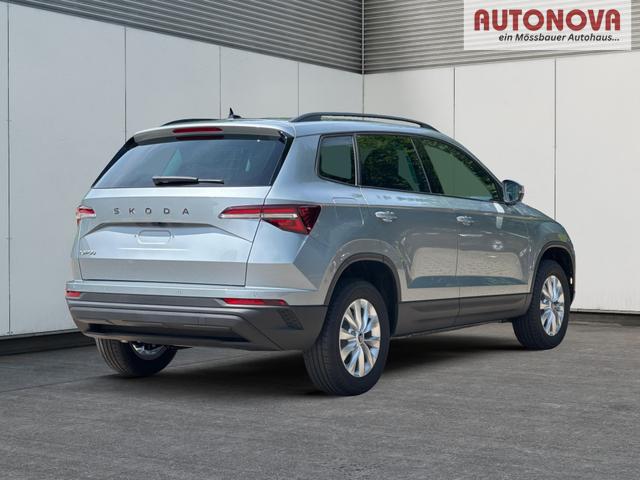 Skoda / Karoq / Silber / / / AHK+el.HECKKLAPPE+KAMERA+PDC+ACC, Beispielbilder, ggf. teilweise mit Sonderausstattung