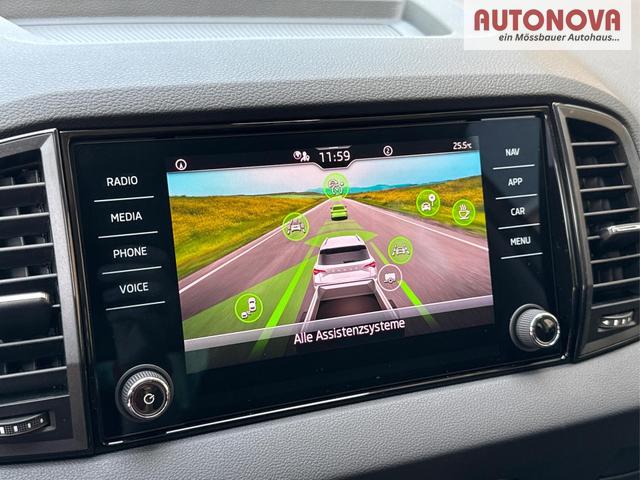 Skoda / Karoq / Silber / / / AHK+el.HECKKLAPPE+KAMERA+PDC+ACC, Beispielbilder, ggf. teilweise mit Sonderausstattung